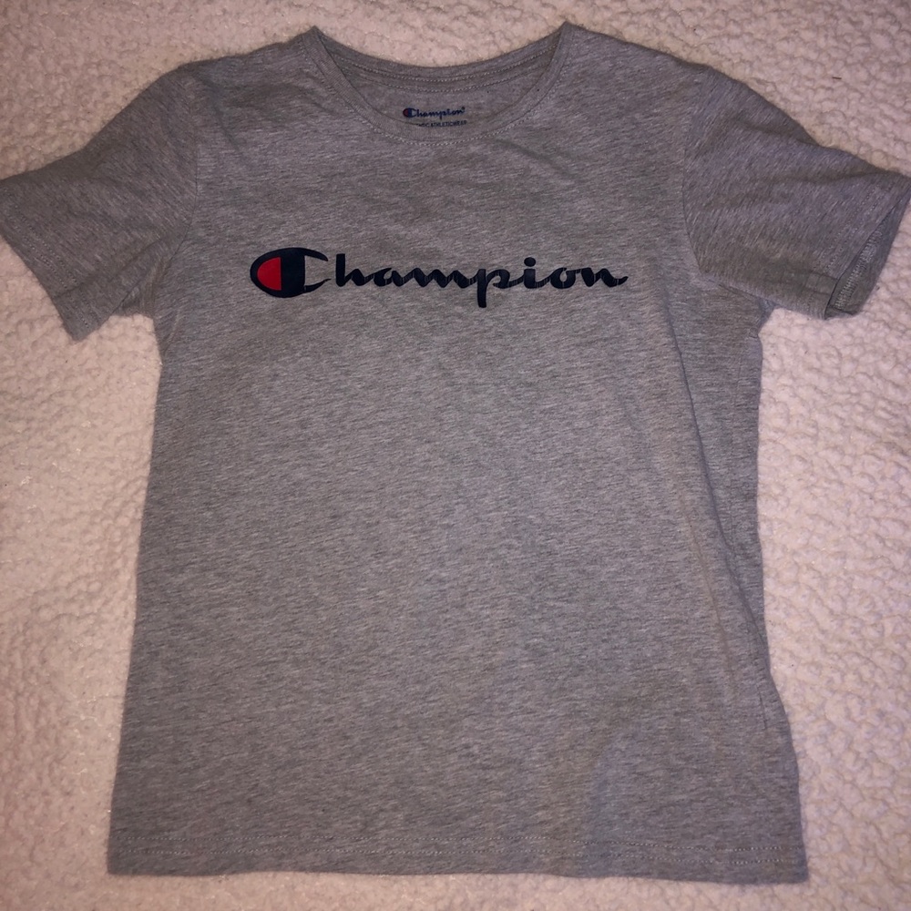 BOYS CHAMPION tshirt
